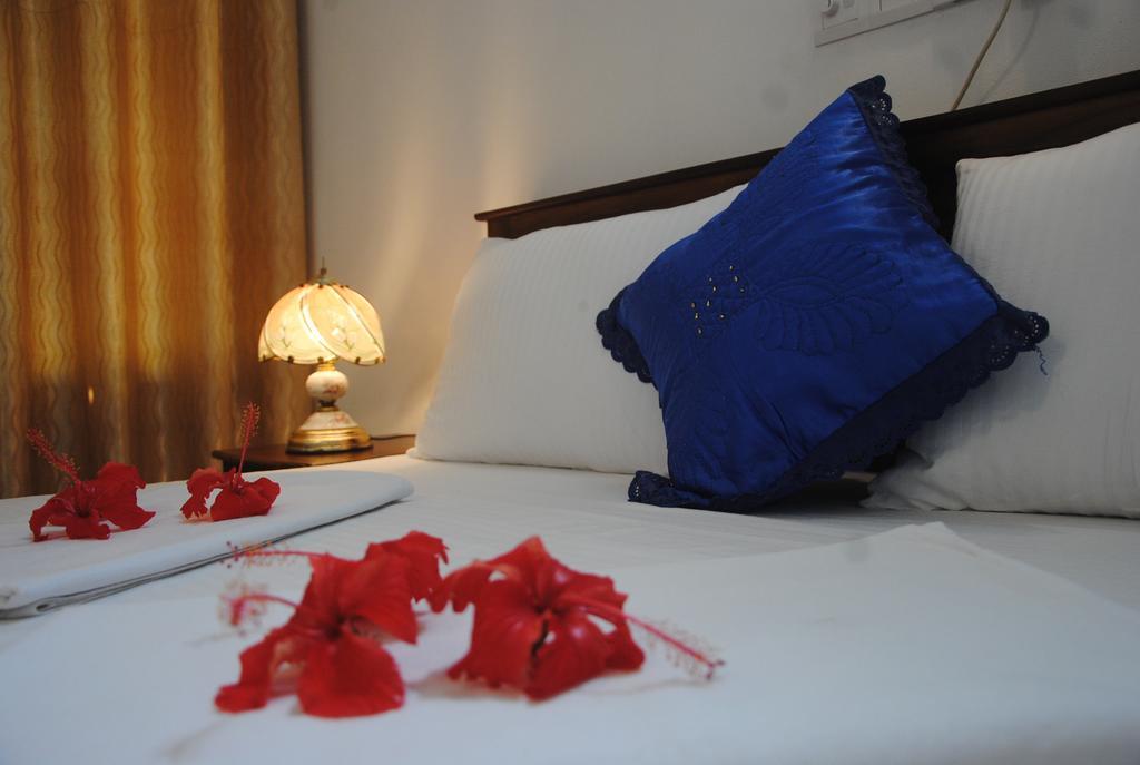 Aknara Rest Hotel เวลิกามา ภายนอก รูปภาพ